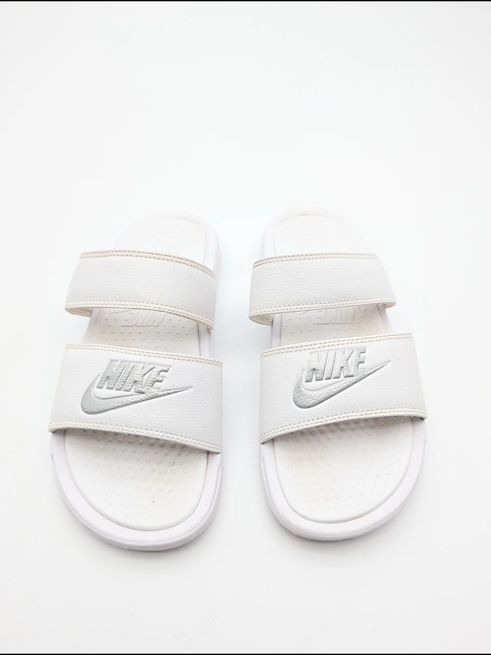 Nike Womens Benassi Duo Ultra Slide Sandals White Size US 7